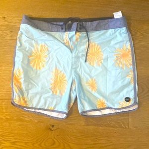 RVCA Men’s Board shorts Size 36